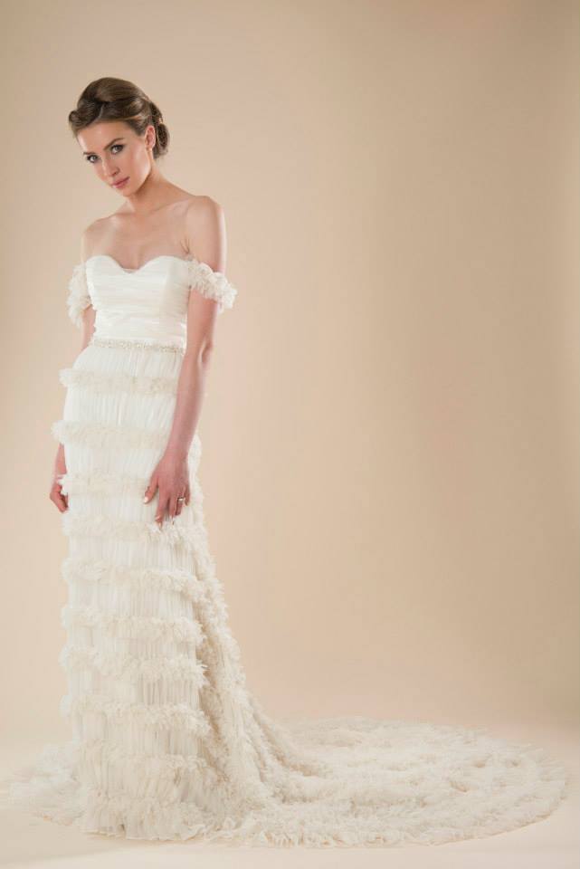 Cocoe Voci Design 'Amelia' Gown Size 6 (Street Size 2)