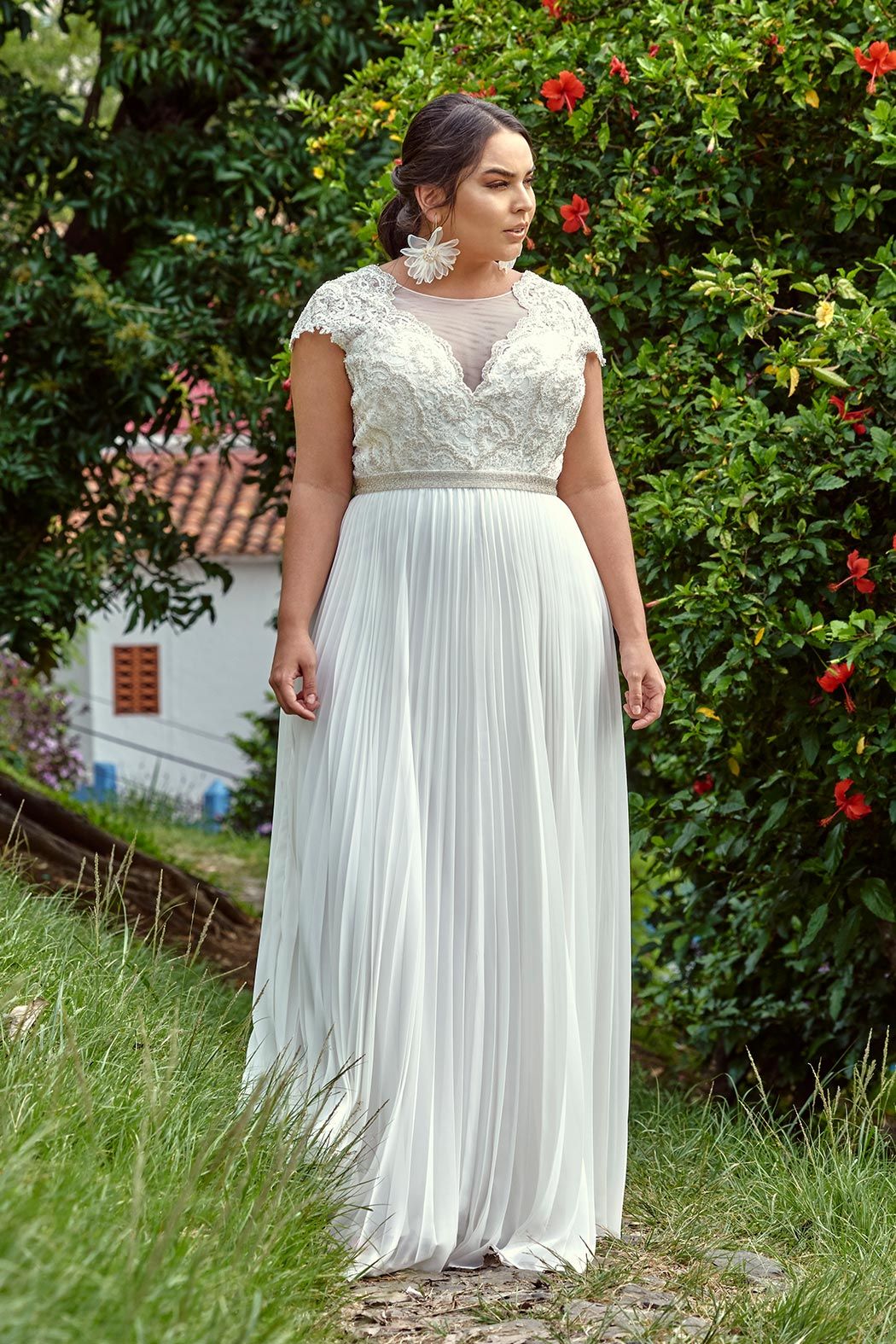 Lotus Threads Gown Style 61853 Size 4