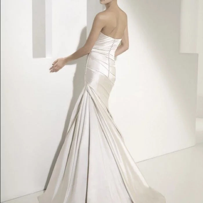 Pleated Satin Fit-to-Flare Bridal Gown by W1 (Pronovias) Style "Tigris" Size 2