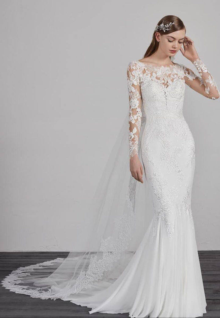 Pronovias Wedding Dress Style 'Esperanza' Size 12
