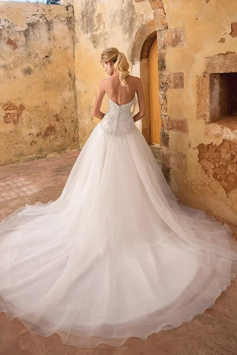 Embroidered Drop-waist Ballgown by Justin Alexander Style 88061 Size 20
