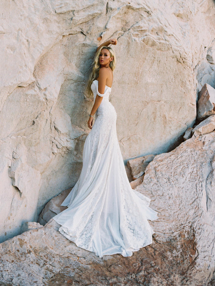 The 'Cammi' Gown by Wilderly Bridal Size 14
