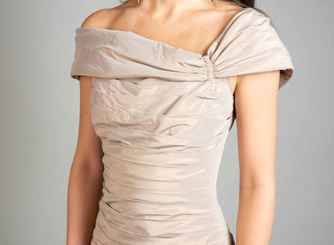 Pleated Taffeta Gown by Rickie Freeman for Teri John Size 4