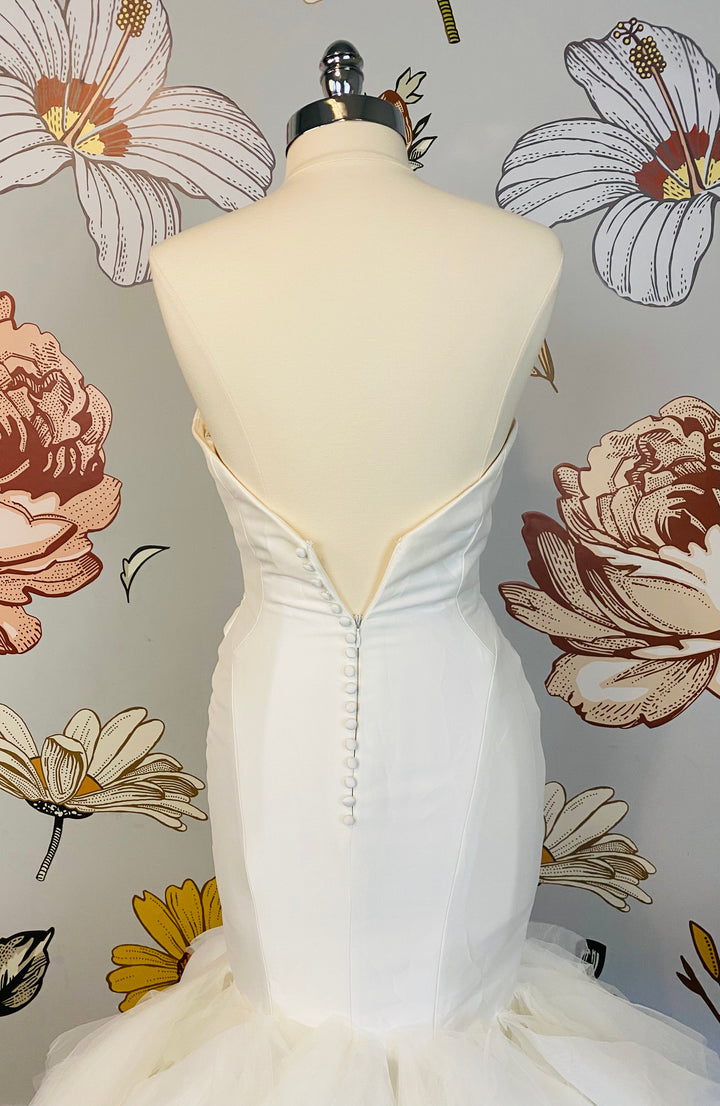Elysee Bridal Gown "Zephyrine" Size 6