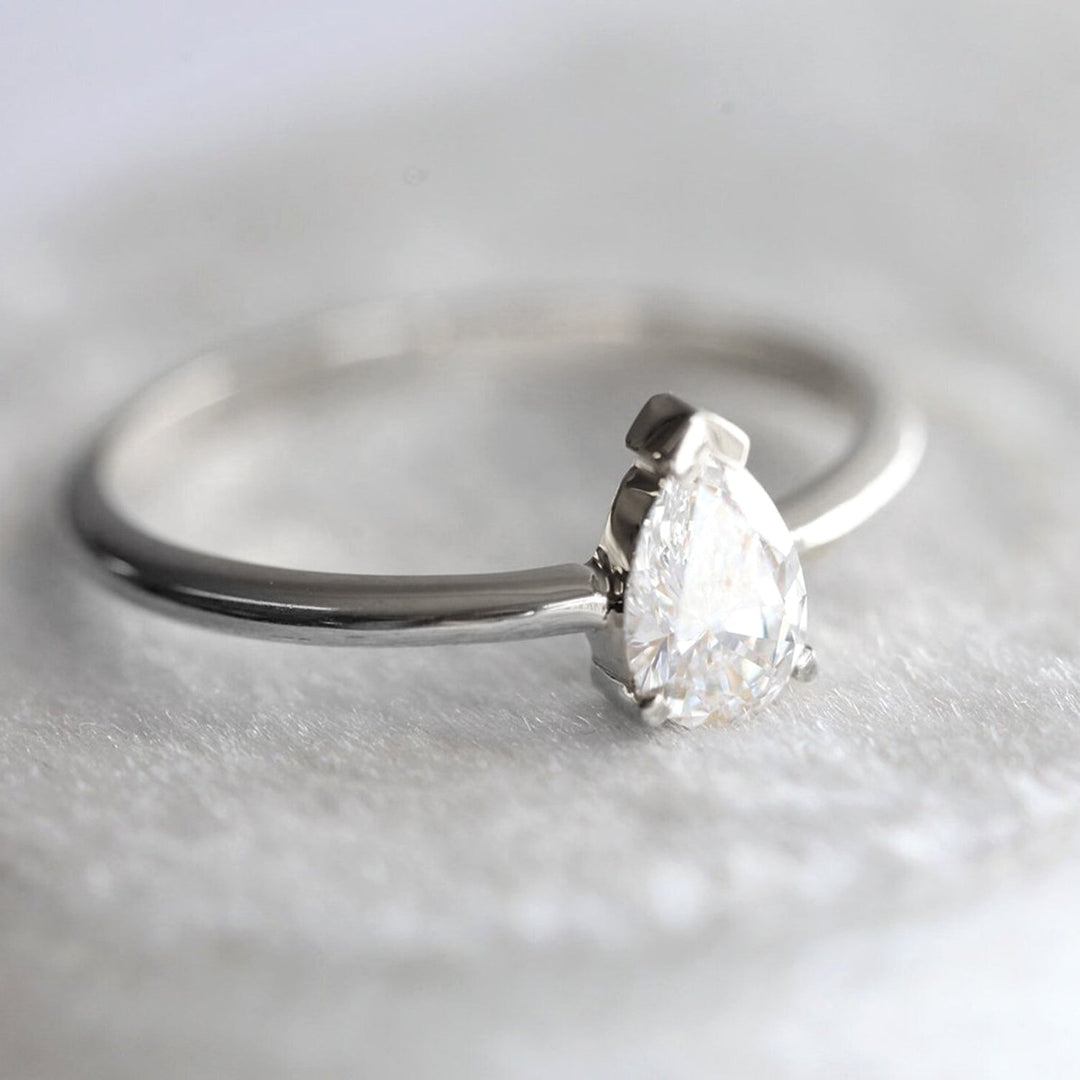 Pear Cut Diamond Engagement Ring in Platinum