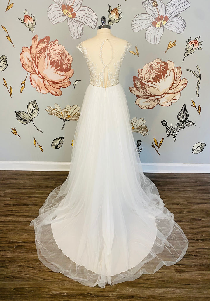 The 'Sonja' Gown by Maggie Sottero Size 8